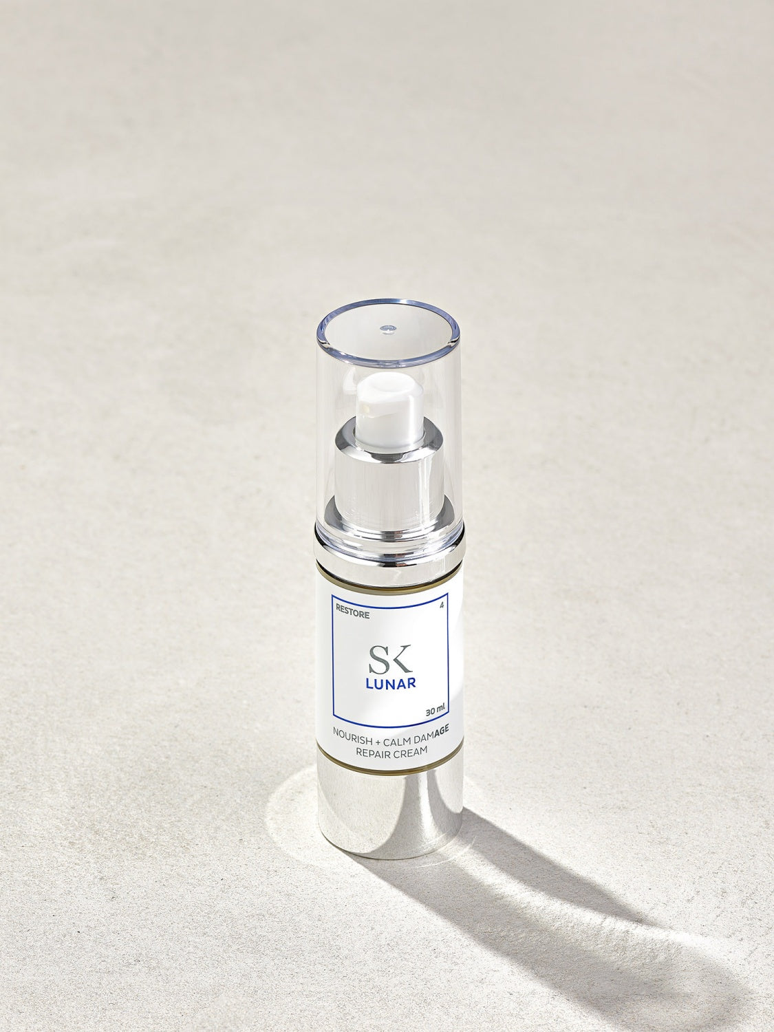 Skintegra Lunar regenerativna i hidratizirajuća anti-age krema sa peptidima u bočici